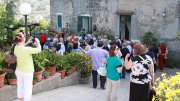 Accoglienza: Presentazione del Tour Enogastronomico da parte della famiglia Gargiulo